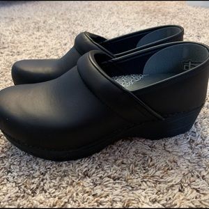 Brand New Black Dansko Clogs! Size 8